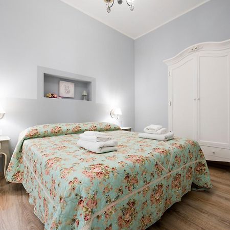 Romantic House Luaran gambar