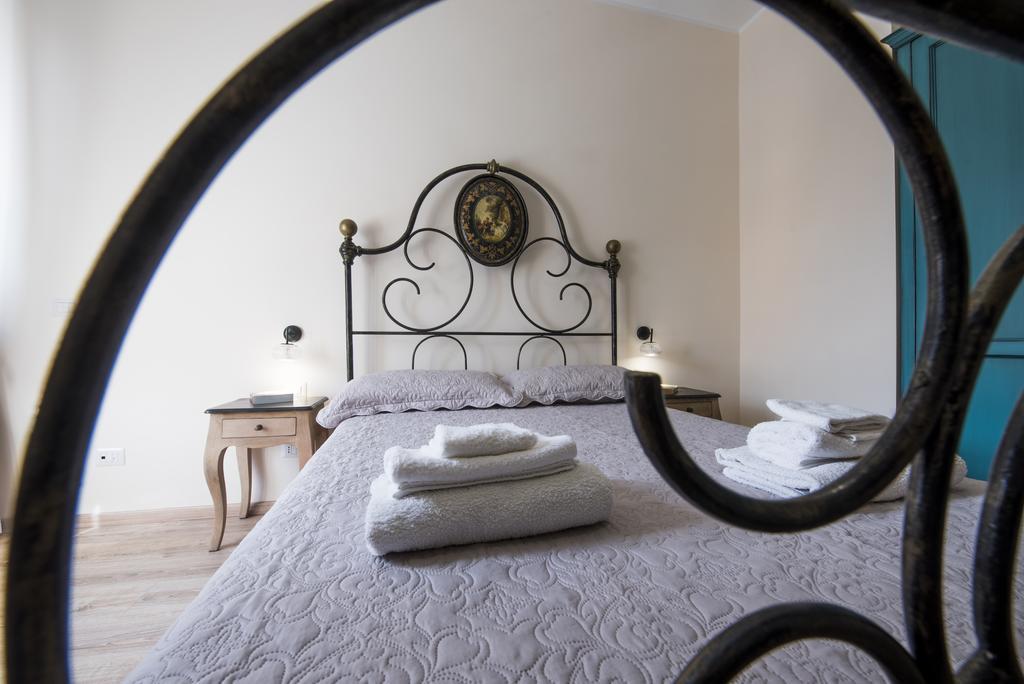 Romantic House Luaran gambar