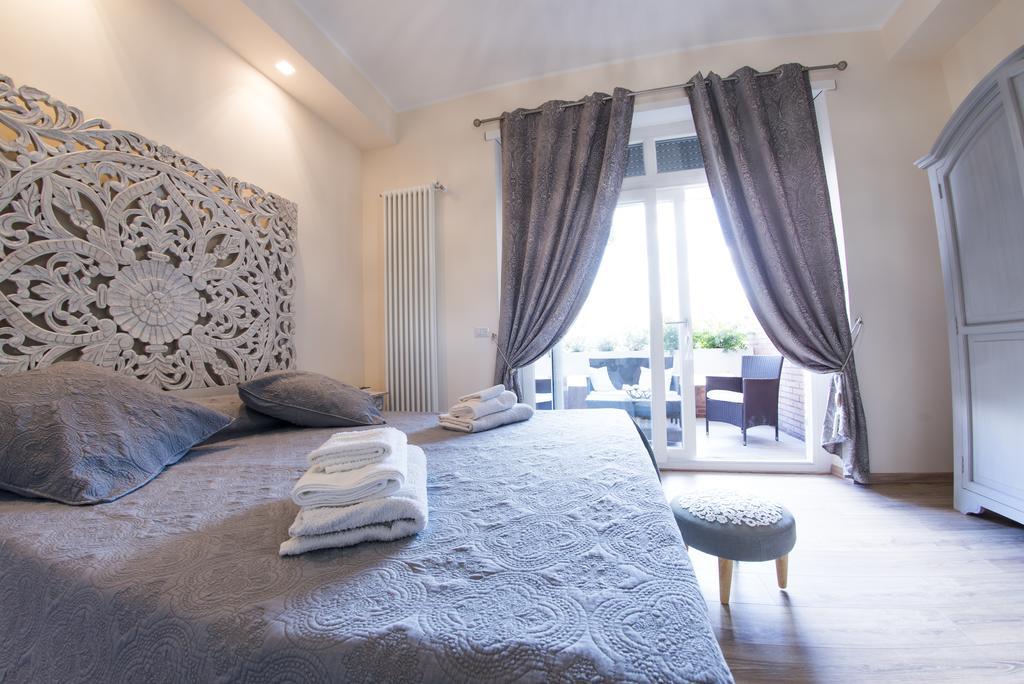 Romantic House Luaran gambar