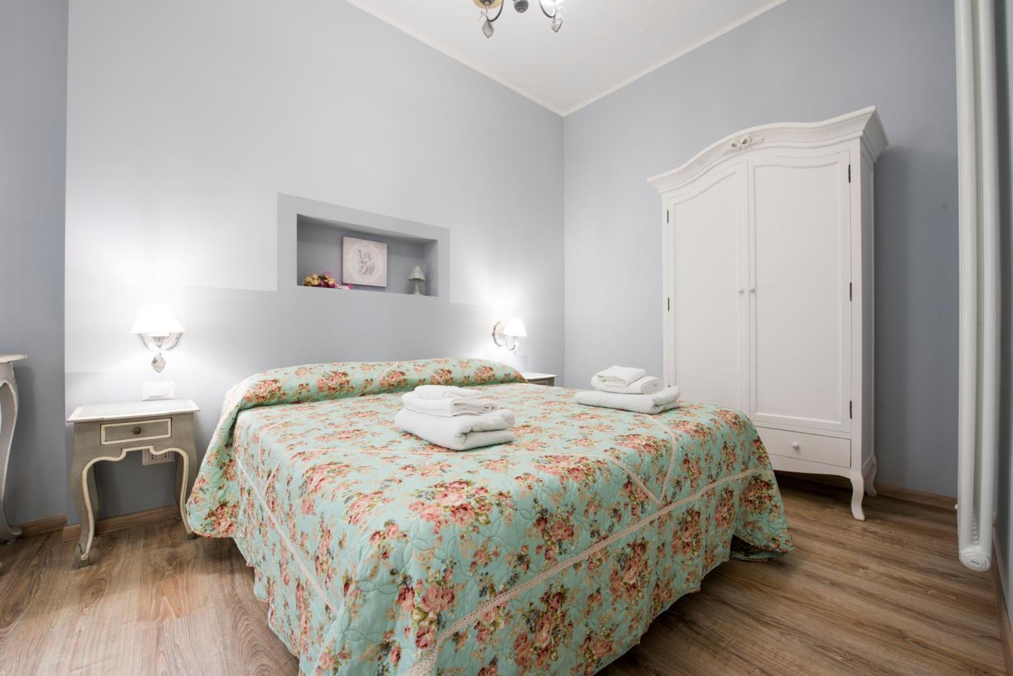 Romantic House Luaran gambar